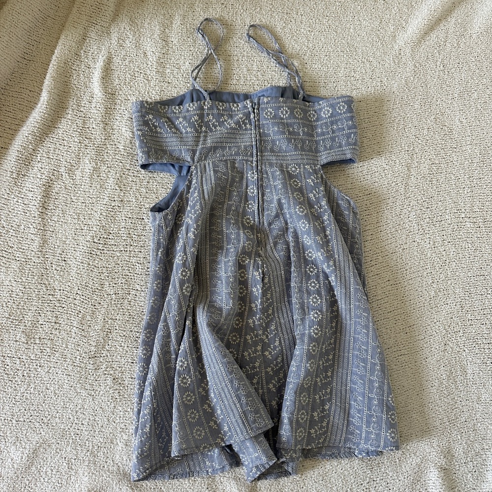 ALTARD STATE CUTOUT DRESS - Picture 2 of 4